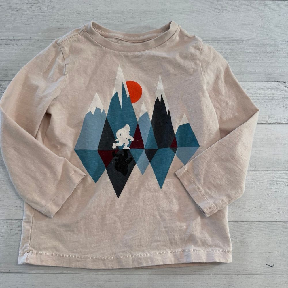 Gymboree boys Bigfoot long sleeve shirt‎ size 3